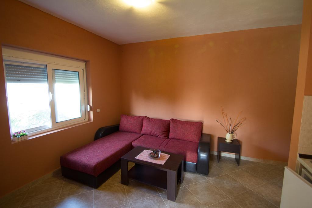 Sunrise House Apartments Ulcinj Quarto foto